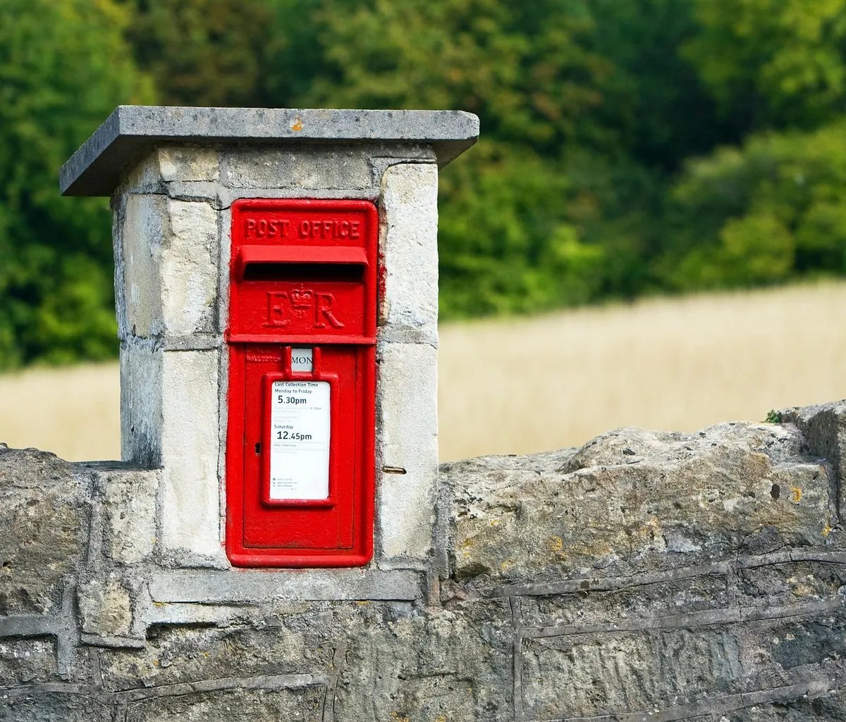 British Folk Wisdom: Local Stories That Work Like Parables